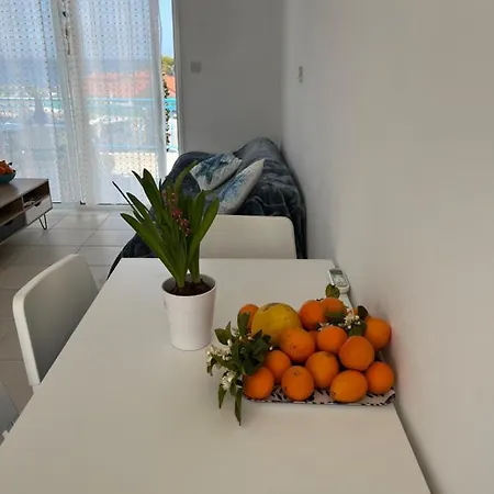 Blue Lagoon Centre Apartman *