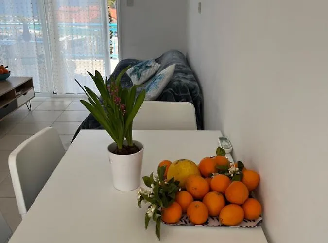 Blue Lagoon Centre 公寓 *